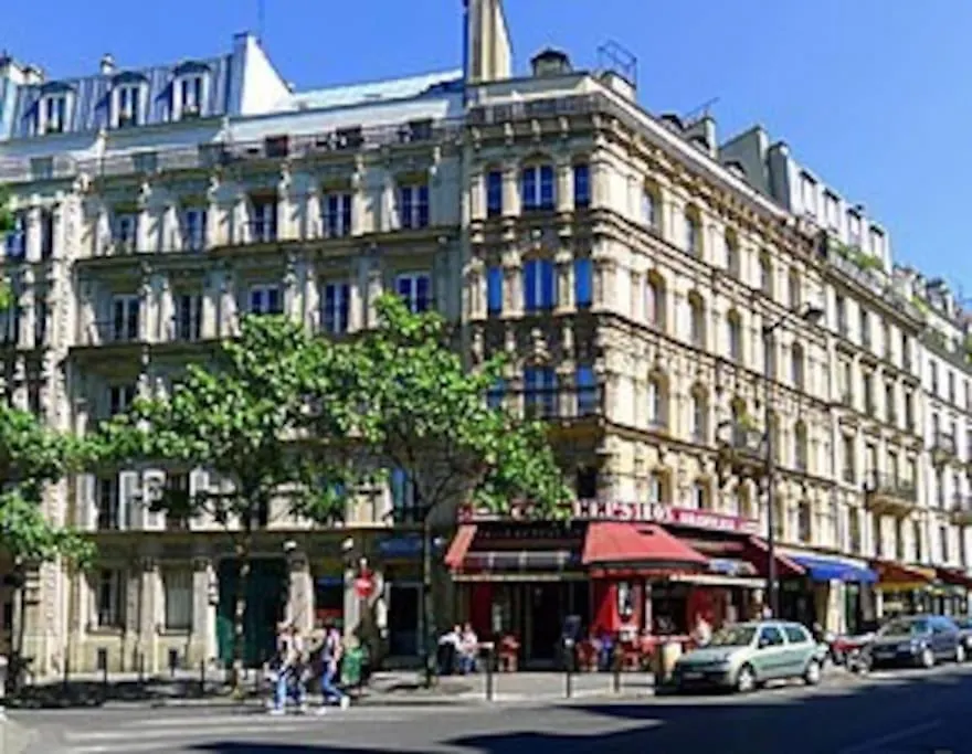 Superbe 75 M2 Deux Chambres Paris 5 France